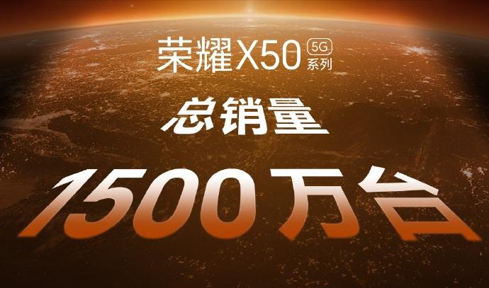 直屏回归，小屏当道，这是属于国产手机屏幕设计的 2025 年？（这是.当道.手机屏幕.回归.设计.....）